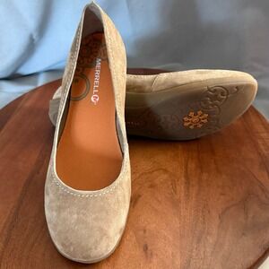 Merrell Avesso Suede Ballet Flats Womens Size 11 Tan Slip On Comfort Shoe Casual